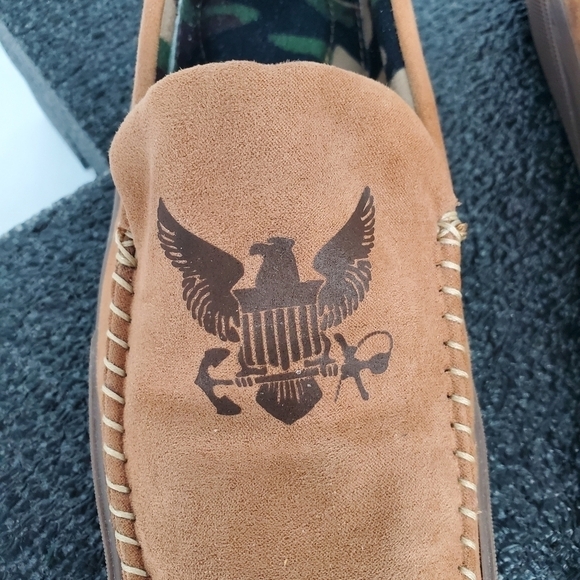 The Bradford Exchange U.S. Navy Pride" Men's Faux Suede Moccasins Size 10 Shoes - Picture 6 of 13